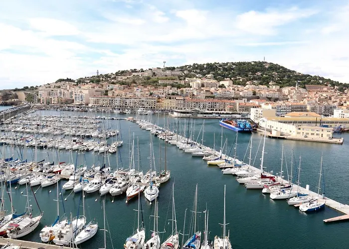 Le Carnet De Et Sa Vue Sur Le Canal * Σετ